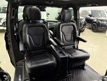 Mercedes V 220-12