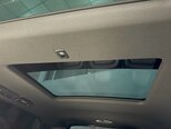 Mercedes V 220-25
