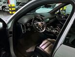 Porsche Cayenne-7