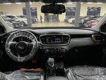 Kia Sorento-9