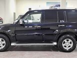 Mitsubishi Pajero-12