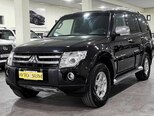 Mitsubishi Pajero-5