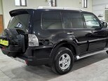 Mitsubishi Pajero-9