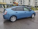 Toyota Prius-9