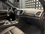 Jeep Grand Cherokee-13