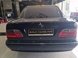 Mercedes E 240-4