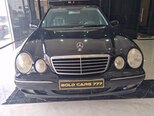 Mercedes E 240-1