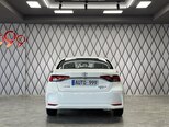 Toyota Corolla-6