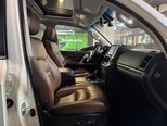 Toyota Land Cruiser-11