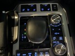 Toyota Land Cruiser-16