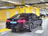BMW 530e-6
