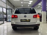 Volkswagen Touareg-12