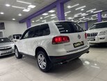 Volkswagen Touareg-13