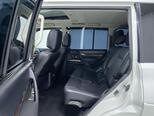 Mitsubishi Pajero-12