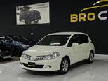 Nissan Tiida-11