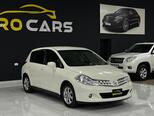 Nissan Tiida-13