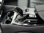 BMW 530e-10
