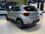 Hyundai Venue-6