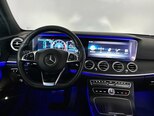 Mercedes E 200-11
