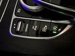 Mercedes E 200-21