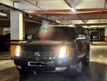 Cadillac Escalade-2