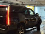 Cadillac Escalade-6