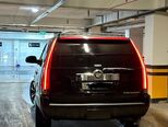 Cadillac Escalade-7