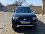 Mitsubishi L200-1