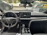 Toyota Camry-13