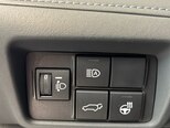 Toyota Highlander-12