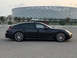Porsche Panamera GTS-8