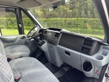 Ford Transit-8