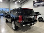 Cadillac Escalade-7