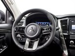 Mitsubishi Pajero Sport-16