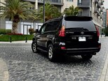 Toyota Land Cruiser Prado-4