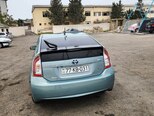 Toyota Prius-5