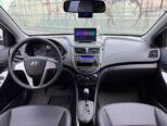 Hyundai Accent-13