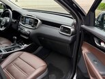 Kia Sorento-16