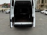 Ford Transit-12