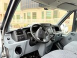 Ford Transit-11