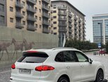 Porsche Cayenne-2