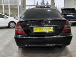 Mercedes E 270-2