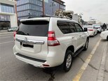 Toyota Land Cruiser Prado-5