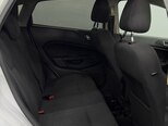 Ford Fiesta-9