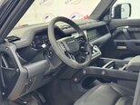 Land Rover Defender-27