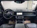 Land Rover Defender-26