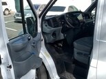 Ford Transit-15