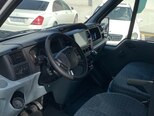 Ford Transit-14