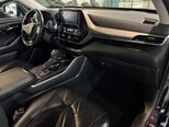 Toyota Highlander-11
