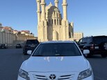 Toyota Camry-1